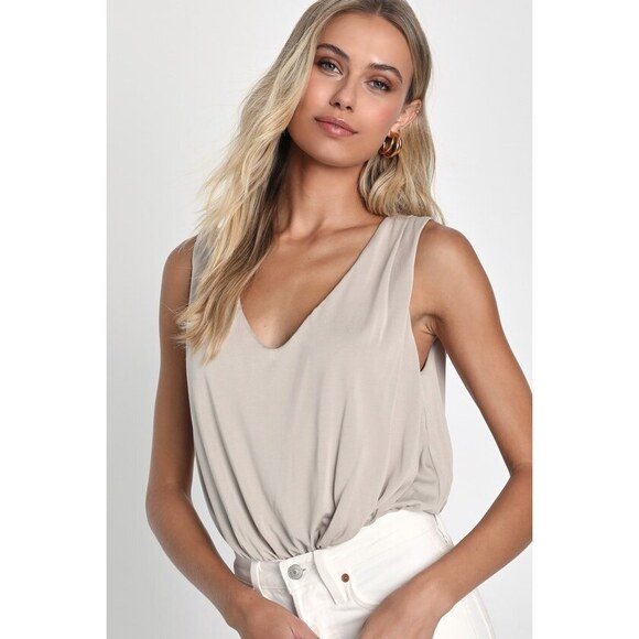 Lulus Chic On Repeat Taupe V-neck Sleeveless Bodysuit - Size L - Picture 1 of 1